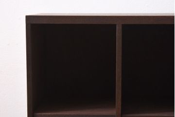 レトロ家具　昭和レトロ　味のある木の質感が魅力のマス目棚(飾り棚、収納棚)