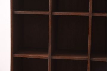 レトロ家具　昭和レトロ　素朴な雰囲気が懐かしいロッカー(マス目棚、収納棚)