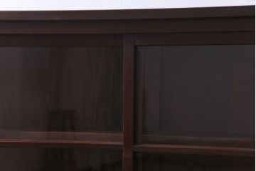 レトロ家具　和製アンティーク　大正昭和初期　ダイヤガラス　レトロな佇まいが味わい深いガラス戸棚(収納棚、飾り棚、陳列棚)