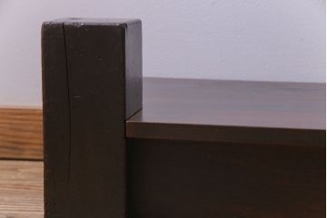 アンティーク雑貨　和製アンティーク　天板黒柿　墨を流したような特徴的な杢目が美しい大振りサイズの置き床(置床、ローボード、飾り台)