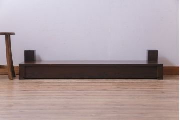 アンティーク雑貨　和製アンティーク　天板黒柿　墨を流したような特徴的な杢目が美しい大振りサイズの置き床(置床、ローボード、飾り台)