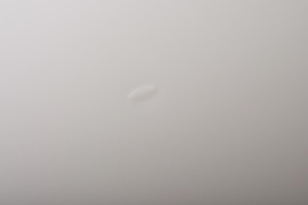 昭和レトロ　丸い形とマットな質感が可愛らしいペンダントライト(天井照明、電笠、シェード)