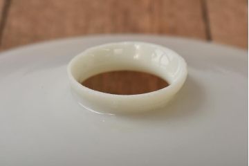 昭和レトロ　戦前　昔懐かしいデザインの平笠照明(吊り下げ照明、ペンダントライト)2個セット(3)