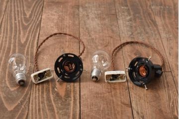 昭和レトロ　戦前　昔懐かしいデザインの平笠照明(吊り下げ照明、ペンダントライト)2個セット(3)