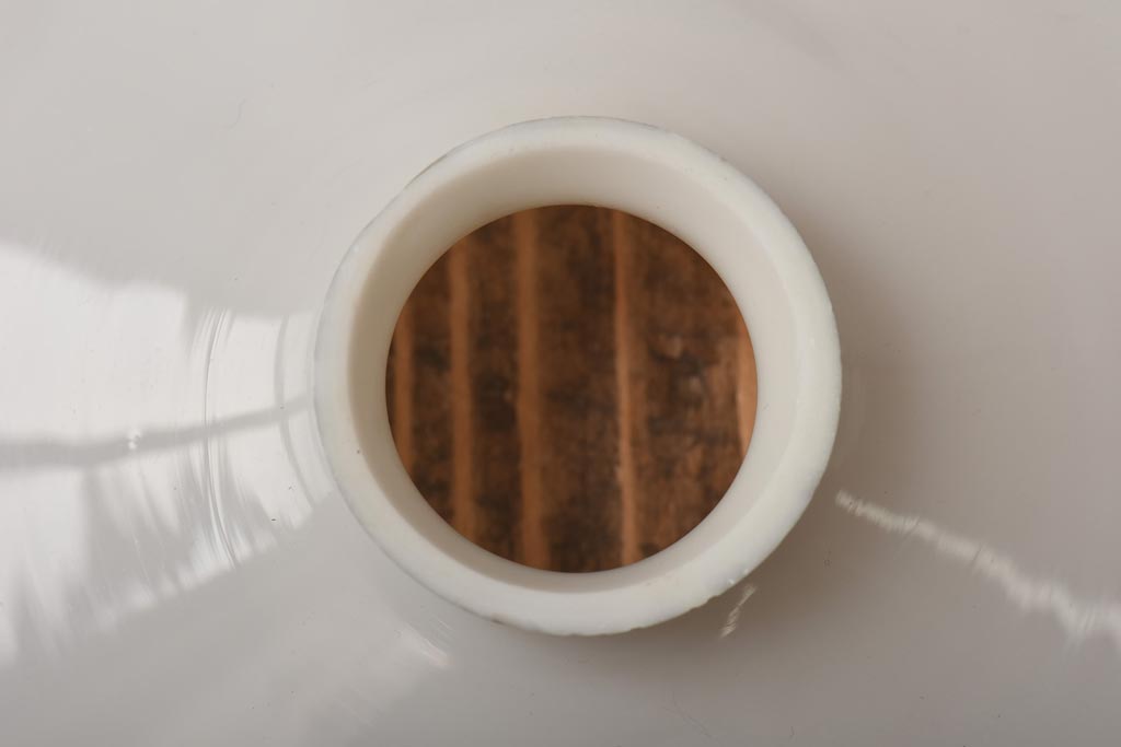 昭和レトロ　戦前　昔懐かしいデザインの平笠シェード(吊り下げ照明、天井照明、ペンダントライト)(1)