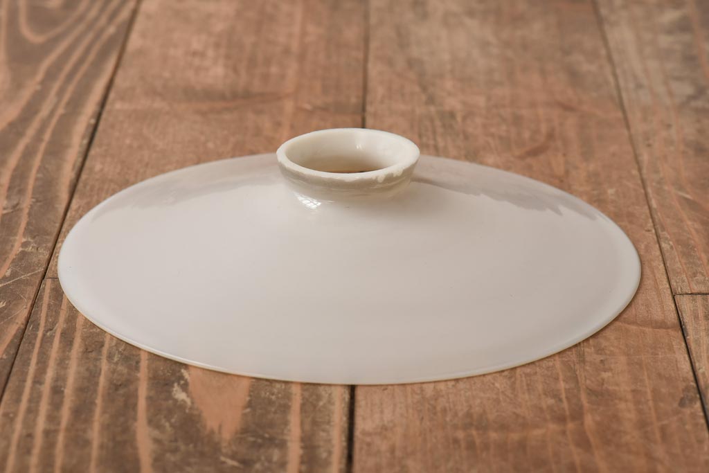 昭和レトロ　戦前　昔懐かしいデザインの平笠シェード(吊り下げ照明、天井照明、ペンダントライト)(1)