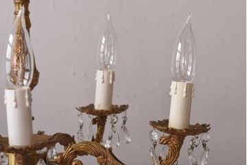 フランスビンテージ　優雅なキャンドル型のガラスドロップシャンデリア(5灯、天井照明、吊り下げ照明)