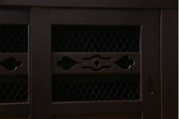 アンティーク家具　和製アンティーク　明治大正期　前面ケヤキ・ヒノキ　堂々とした佇まいが魅力の水屋箪笥サイドボード(収納棚、戸棚、食器棚)