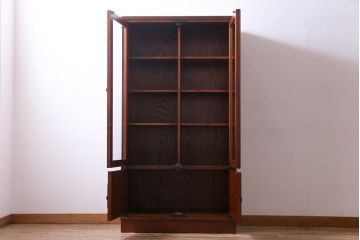 中古　岩谷堂箪笥　233　拭き漆塗りが上品なキャビネット(書棚、本箱)(定価約45万円)