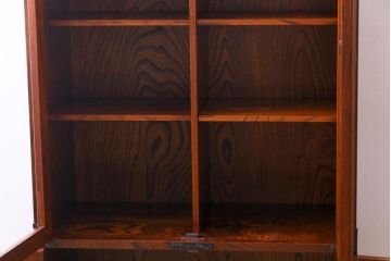 中古　岩谷堂箪笥　233　拭き漆塗りが上品なキャビネット(書棚、本箱)(定価約45万円)