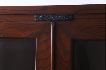 中古　岩谷堂箪笥　233　拭き漆塗りが上品なキャビネット(書棚、本箱)(定価約45万円)