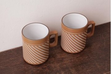 イギリスビンテージ　HORNSEA(ホーンジー)　LANCASTER VITRAMIC　FOCUS　マグカップ2個セット(洋食器)