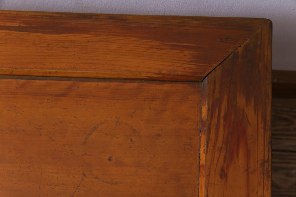 リメイク家具　味わいのある天板を使ったセンターテーブル(サイドテーブル、テーブル)