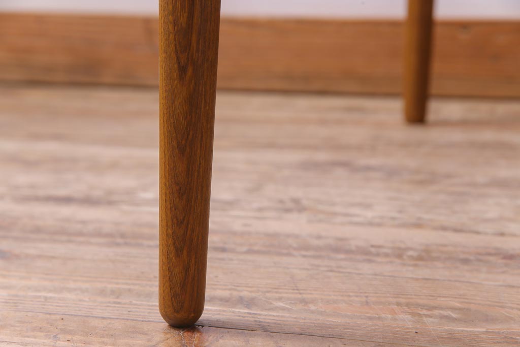 リメイク家具　味わいのある天板を使ったセンターテーブル(サイドテーブル、テーブル)