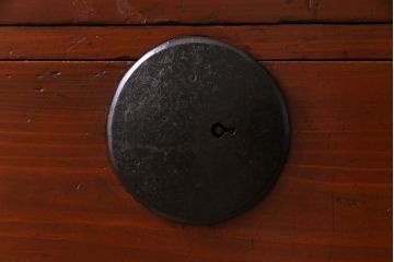 アンティーク家具　和製アンティーク　大正昭和初期　前面ヒノキ材　味わいある佇まいが魅力の重ね箪笥(衣装箪笥、引き出し、時代箪笥)