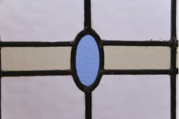 アンティーク家具　イギリスアンティーク　オーク材　薄型　当時物のステンドグラスがお洒落なキャビネット(収納棚、本箱)