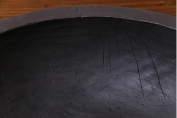 アンティーク雑貨　和製アンティーク　ディスプレイ雑貨　深い色味が目を惹く木製こね鉢