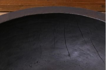 アンティーク雑貨　和製アンティーク　ディスプレイ雑貨　深い色味が目を惹く木製こね鉢