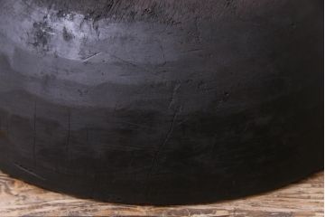 アンティーク雑貨　和製アンティーク　ディスプレイ雑貨　深い色味が目を惹く木製こね鉢