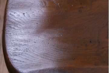 ヴィンテージ家具　イギリスビンテージ　背もたれのデザインが目を惹く北欧スタイルダイニングチェア(3)