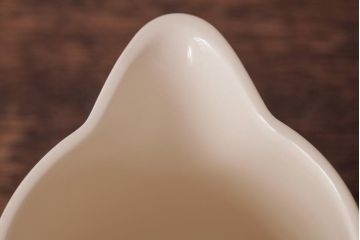 アンティーク雑貨　イギリスビンテージ　HORNSEA(ホーンジー)　SAFFRON(サフラン)　レトロな花柄がかわいらしいクリーマー