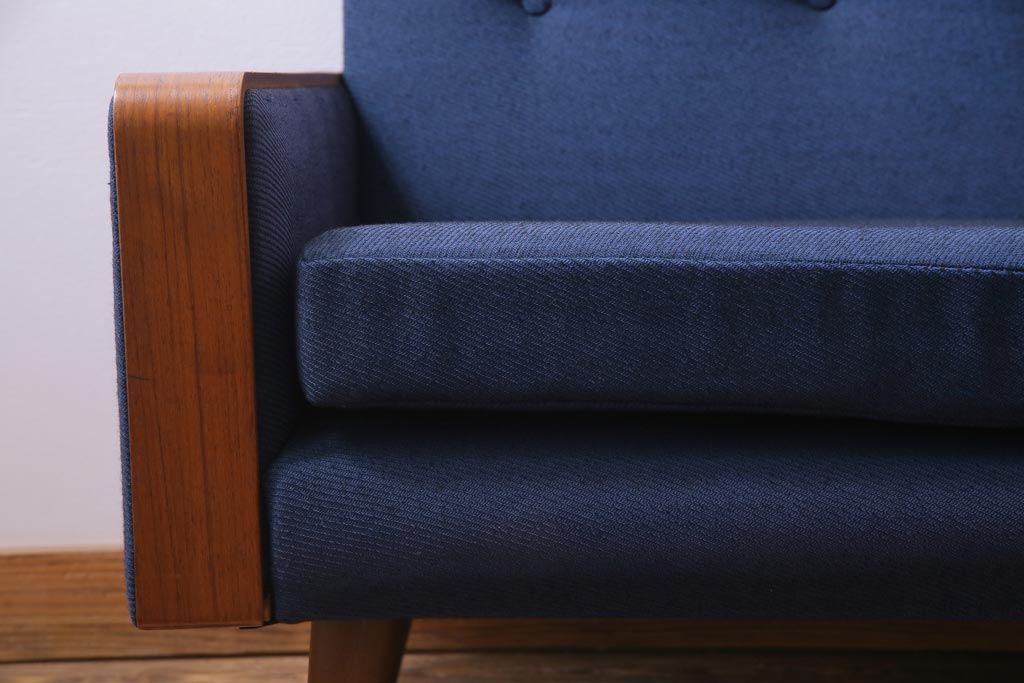 ヴィンテージ家具　日本製　ミッドセンチュリースタイルにもおすすめなビンテージソファ(3人掛けソファ)