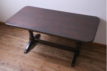 中古　松本民芸家具　シックな4人掛けT型食卓(ダイニングテーブル)(定価約37万円)(2)