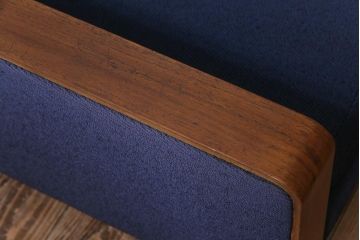 ヴィンテージ家具　日本製　ミッドセンチュリースタイルにもおすすめなビンテージソファ(1人掛けソファ)(2)