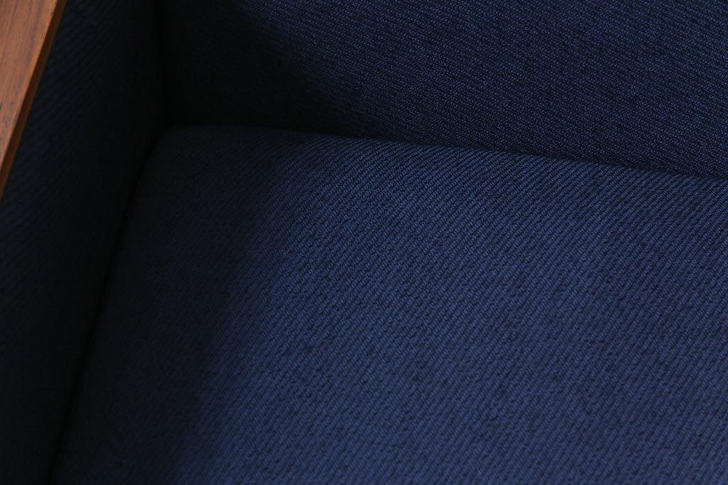 ヴィンテージ家具　日本製　ミッドセンチュリースタイルにもおすすめなビンテージソファ(1人掛けソファ)(2)