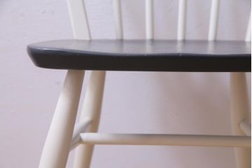 イギリスビンテージ　ペイント家具　ERCOL(アーコール)　バイカラーがお洒落なフープバックチェア(椅子、ダイニングチェア)