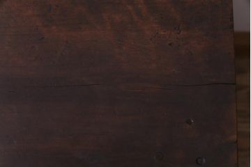 アンティーク雑貨　和製アンティーク　シックな色味とシンプルなデザインが魅力の踏み台(花台、飾り台)