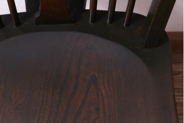 ヴィンテージ家具　イギリスビンテージ　美しい背もたれが魅力的なホイールバックチェア(ウィンザーチェア、ダイニングチェア、ウインザーチェア)