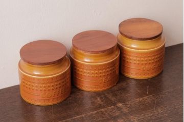 アンティーク雑貨　イギリスビンテージ　HORNSEA(ホーンジー)　SAFFRON(サフラン)シリーズ　キャニスター3個セット(保存容器、ジャー)