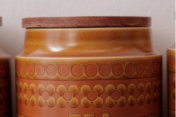 アンティーク雑貨　イギリスビンテージ　HORNSEA(ホーンジー)　SAFFRON(サフラン)シリーズ　キャニスター3個セット(保存容器、ジャー)