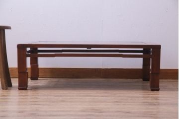 アンティーク家具　和製アンティーク　総ケヤキ材　幕板のデザインが素敵な座卓(ローテーブル、センターテーブル)