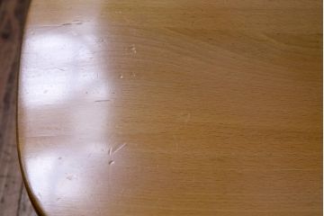 ヴィンテージ家具　ビンテージ　飛騨産業　キツツキ　明るい色味で空間をぱっと明るくしてくれるブナ材アームチェア(3)