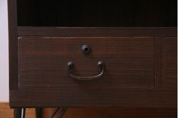 アンティーク家具　和製アンティーク　扉無しが使いやすい鉄脚ローボード(収納棚、オープンラック)