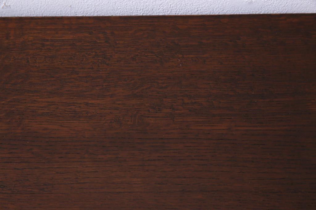 レトロ家具　和製アンティーク　ナラ材　上品なデザインが目を惹くレトロな電話台(花台、サイドテーブル)