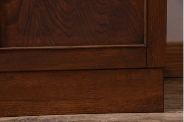 レトロ家具　和製アンティーク　ナラ材　上品なデザインが目を惹くレトロな電話台(花台、サイドテーブル)