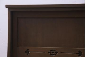 ラフジュ工房オリジナル　扉の意匠が目を惹く古い建具を使ったリメイク戸棚(ローボード、収納棚)