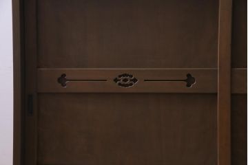 ラフジュ工房オリジナル　扉の意匠が目を惹く古い建具を使ったリメイク戸棚(ローボード、収納棚)