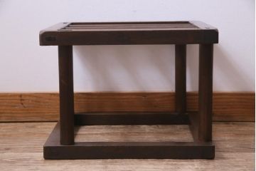 アンティーク雑貨　和製アンティーク　昔懐かしい雰囲気漂うこたつやぐら(炬燵櫓)