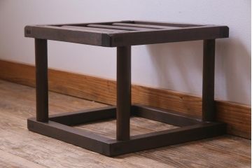 アンティーク雑貨　和製アンティーク　昔懐かしい雰囲気漂うこたつやぐら(炬燵櫓)