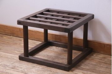 アンティーク雑貨　和製アンティーク　昔懐かしい雰囲気漂うこたつやぐら(炬燵櫓)