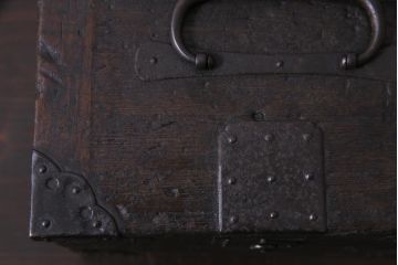 アンティーク雑貨　和製アンティーク　桐材　渋さが漂う趣深い硯箱(小物入れ)