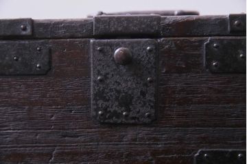 アンティーク雑貨　和製アンティーク　桐材　渋さが漂う趣深い硯箱(小物入れ)