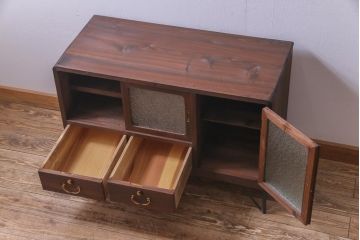 レトロ家具　和製アンティーク　リメイク　桐材　レトロな雰囲気満載のローボード(戸棚)
