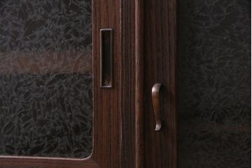 レトロ家具　和製アンティーク　リメイク　桐材　レトロな雰囲気満載のローボード(戸棚)(1)