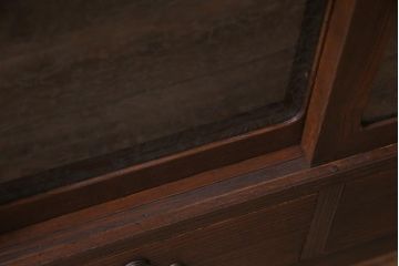 レトロ家具　和製アンティーク　リメイク　桐材　レトロな雰囲気満載のローボード(戸棚)(1)