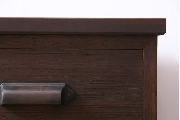 アンティーク家具　和製アンティーク　昭和期　深みのある木色が味わい深い脚付箪笥ローボード(ローチェスト、引き出し、時代箪笥)